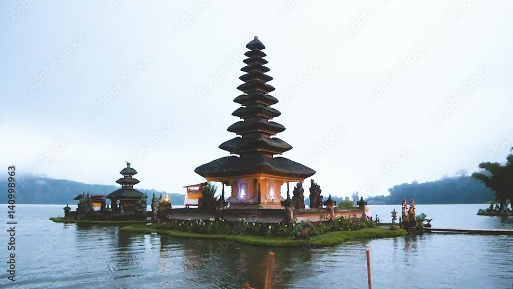Pura Ulun Danu temple, Bali, Indonesia Pura Ulun Danu temple, Bali, Indonesia