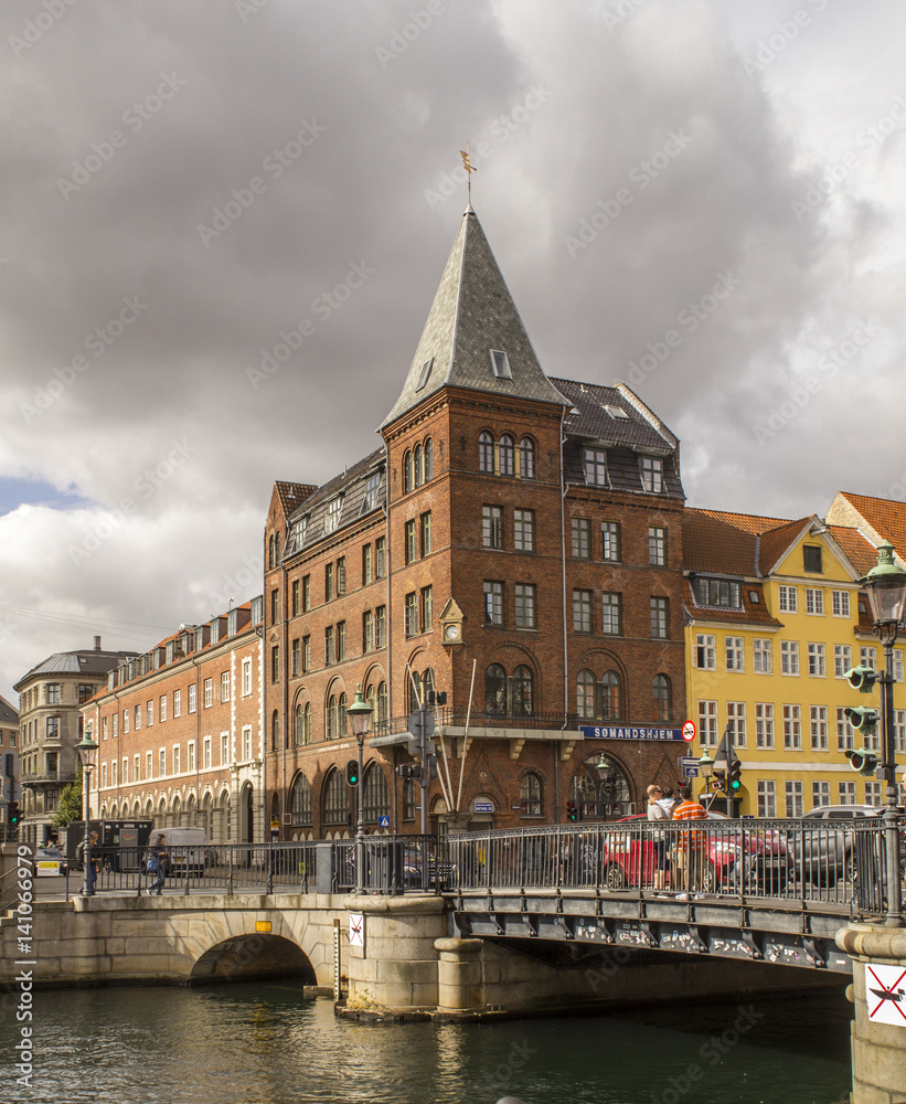Obraz premium Nyhavn colourful townhouses in Copenhagen's historic district.Denmark