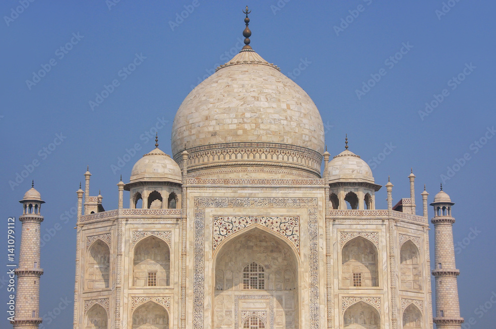 Close view of Taj Mahal against blue sky, Agra, Uttar Pradesh, India