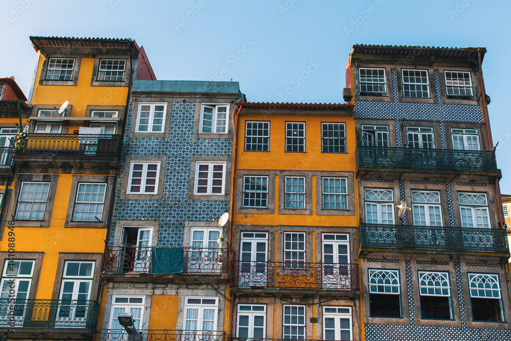 Fototapeta premium Buildings of houses in old Porto downtown, Portugal.