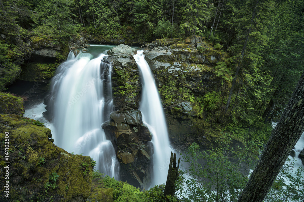 Naklejka premium Pacific North West Waterfalls of Washington State