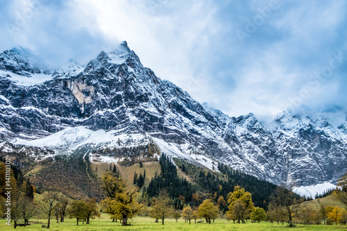 karwendel mountains © fottoo