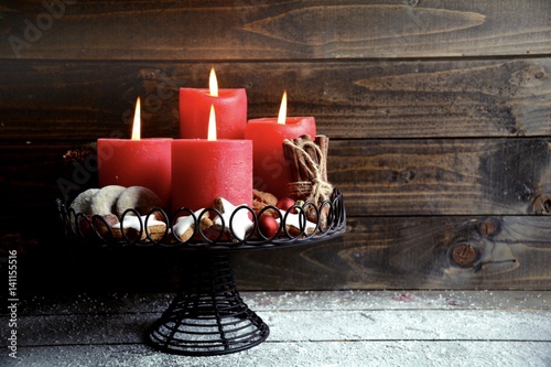 Adventskerzen und Weihnacht...
