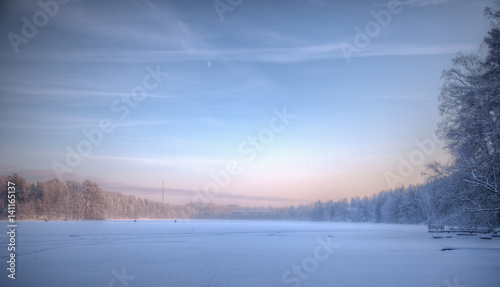 Fishers at frozen lake © Kristian Tuhkanen