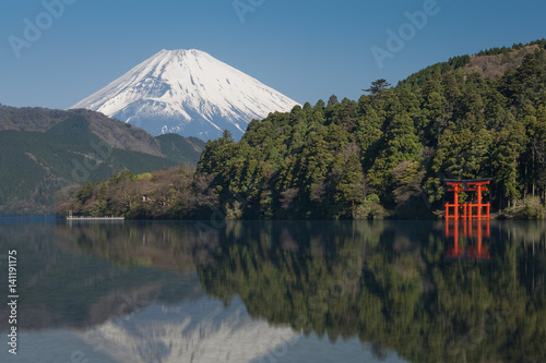 Beautiful Lake ashi and mt. Fuji in autumn season photo