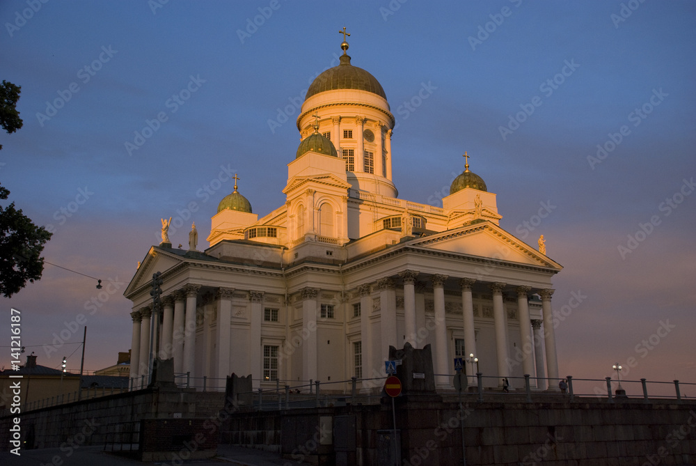 Kathedrale von Helsinki - Finnland, bei Sonnenuntergang