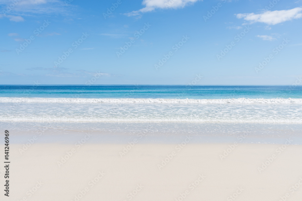 Plage vide et abstraite paradisiaque en Australie 