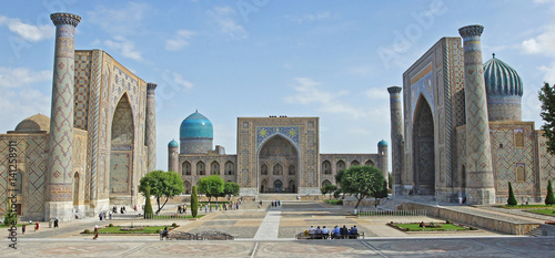 Registon Platz, Samarkand, Usbekistan photo