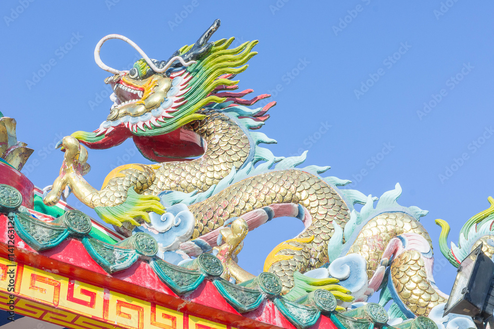 Dragon sculpture on the temple