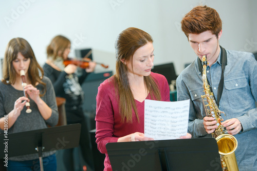 Foto Learning to play the sax