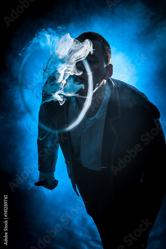 Large rings of smoke. Medus...