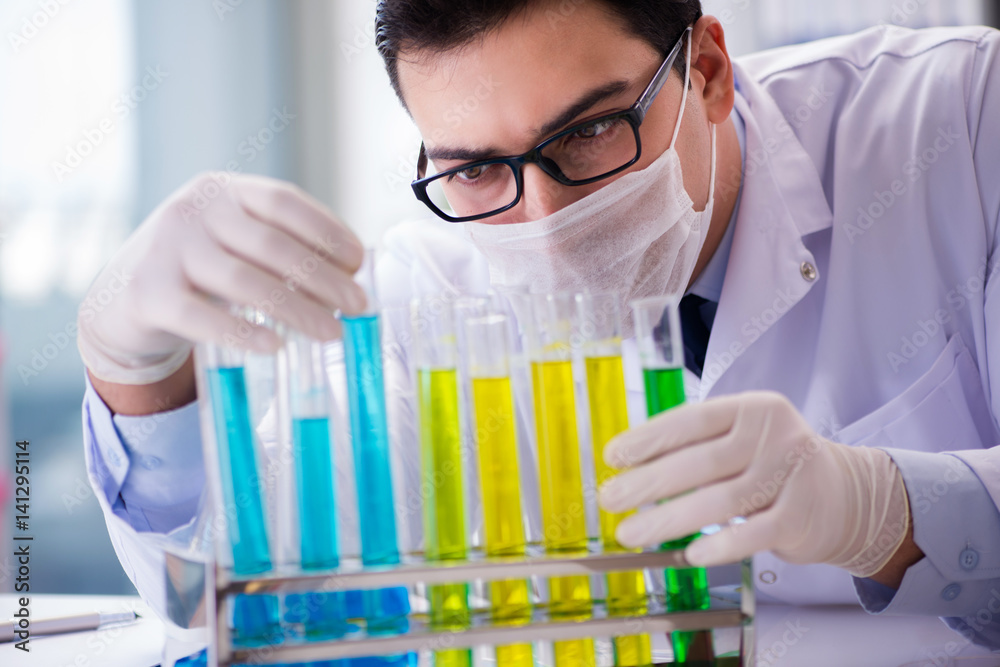 Doctor working in the lab Doctor working in the lab