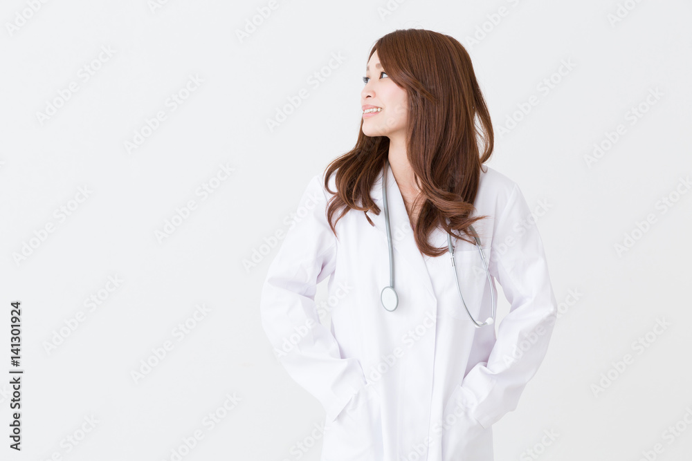 白衣の女性 白衣の女性