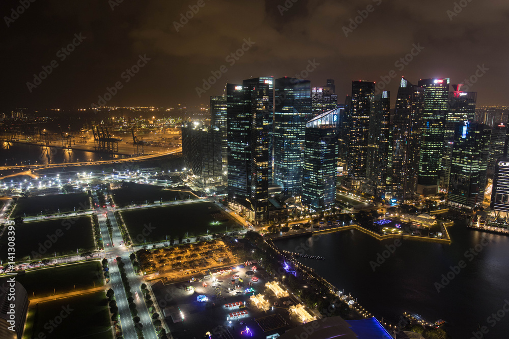 Fototapeta premium Skyline in der Nacht