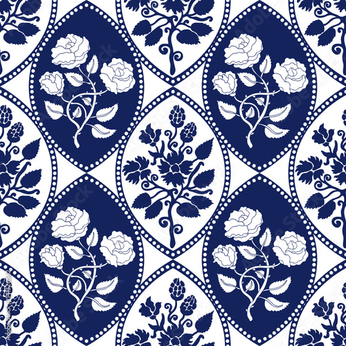 Seamless geometrical damask pattern with Art Nouveau motifs.
