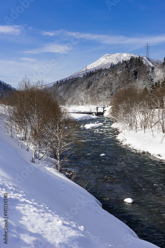 冬の川 © tetsusan