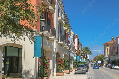 Fototapeta Naklejka Na Ścianę i Meble -  フロリダ州ウエストパームビーチの美しい街並み