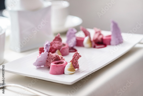 Wallpaper Mural berry dessert Torontodigital.ca