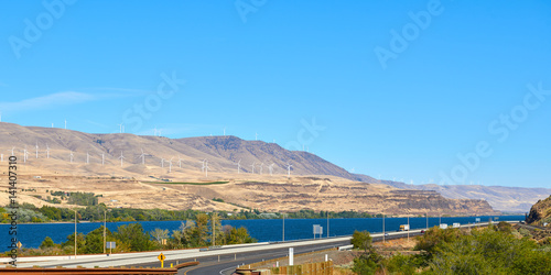 Obraz na plátně Wind power farm in Columbia River Gorge on the Oregon and Washington border