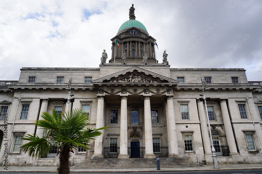 Obraz premium Das Parlament in Dublin, Irland