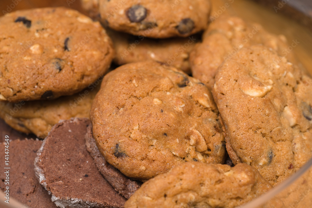 Fresh cookies on a tray rack,cookie close-up shot Fresh cookies on a tray rack,cookie close-up shot