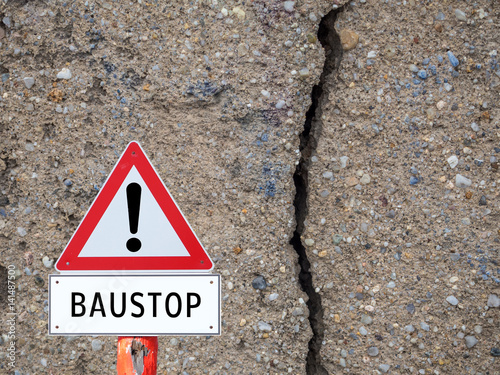 Baustop Schild photo