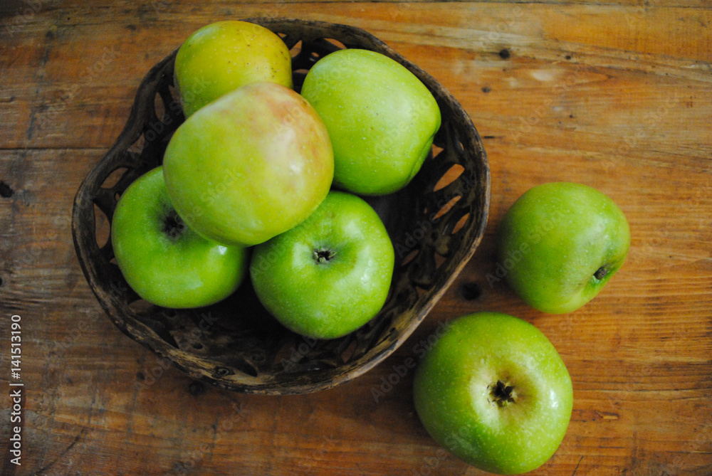 Green apples Green apples