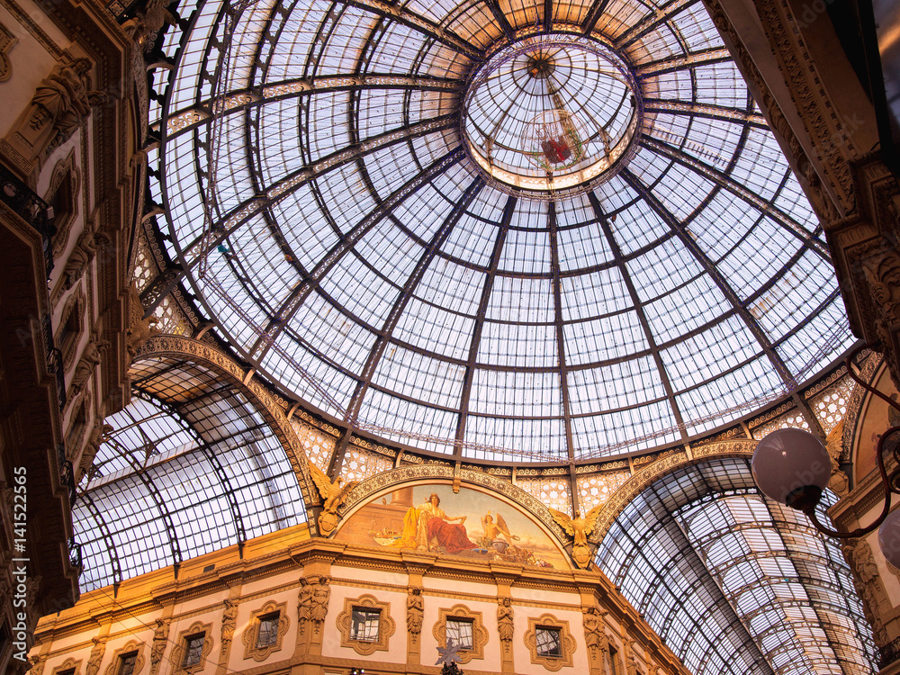  italy  Milan Galleria Vittorio Emanuele II interior