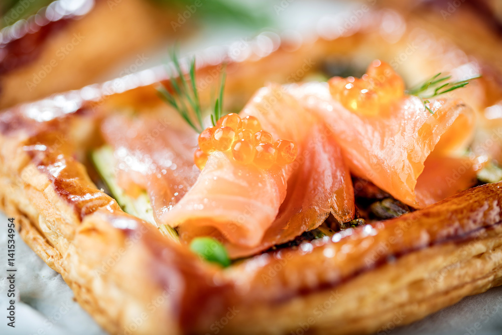 Lachs Lachs