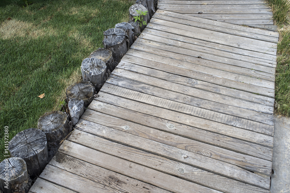 Fototapeta premium wooden walkway