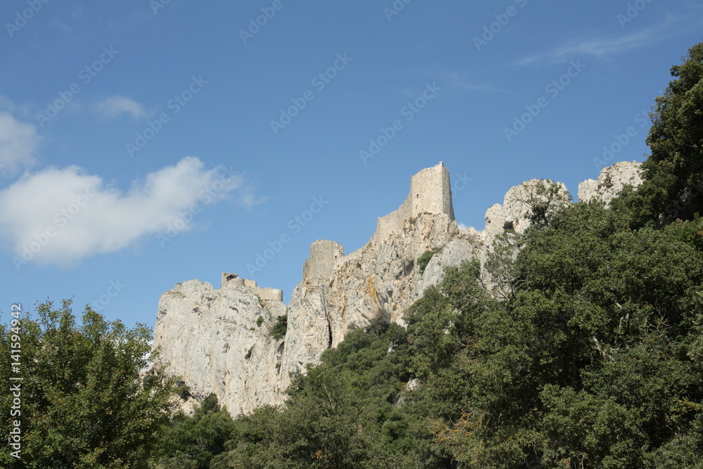 Château cathare de Peyrepertuse dans les Corbières, Occitanie dans le sud de la France