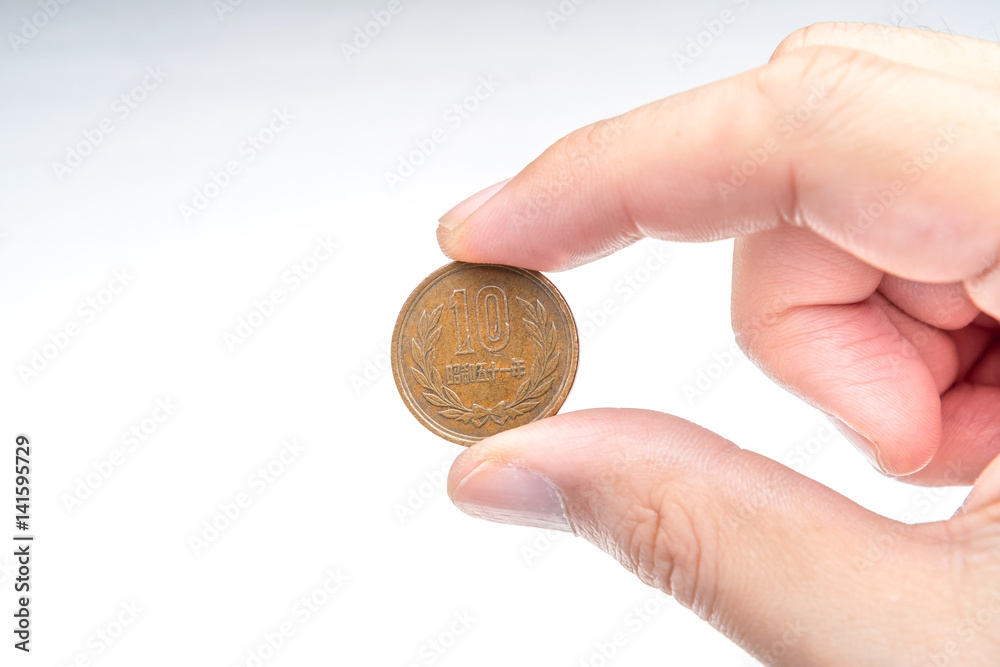 10円玉 / 日本の硬貨 白背景