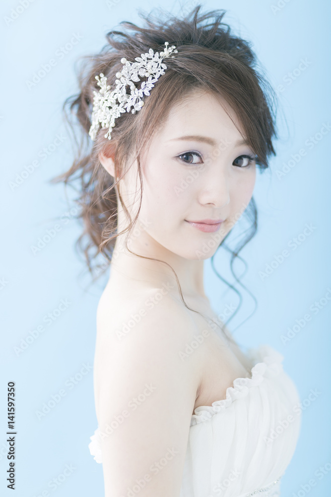 ウェディングドレスの花嫁 ウェディングドレスの花嫁