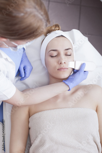 Ultrasound cavitation, face skin cleansing