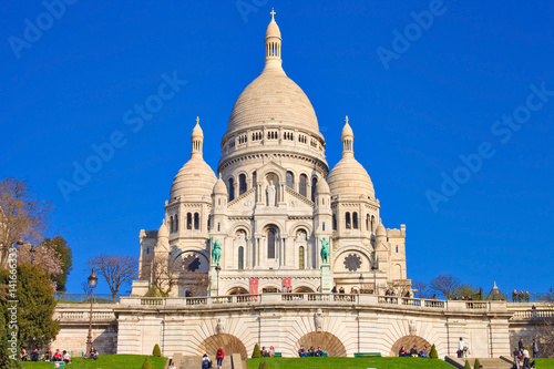 Paris, basilique du Sacré-Cœur de Montmartre © aterrom