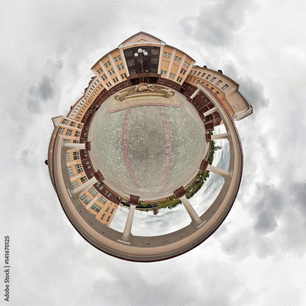 Obraz premium Little planet. Spherical view of a building with columns