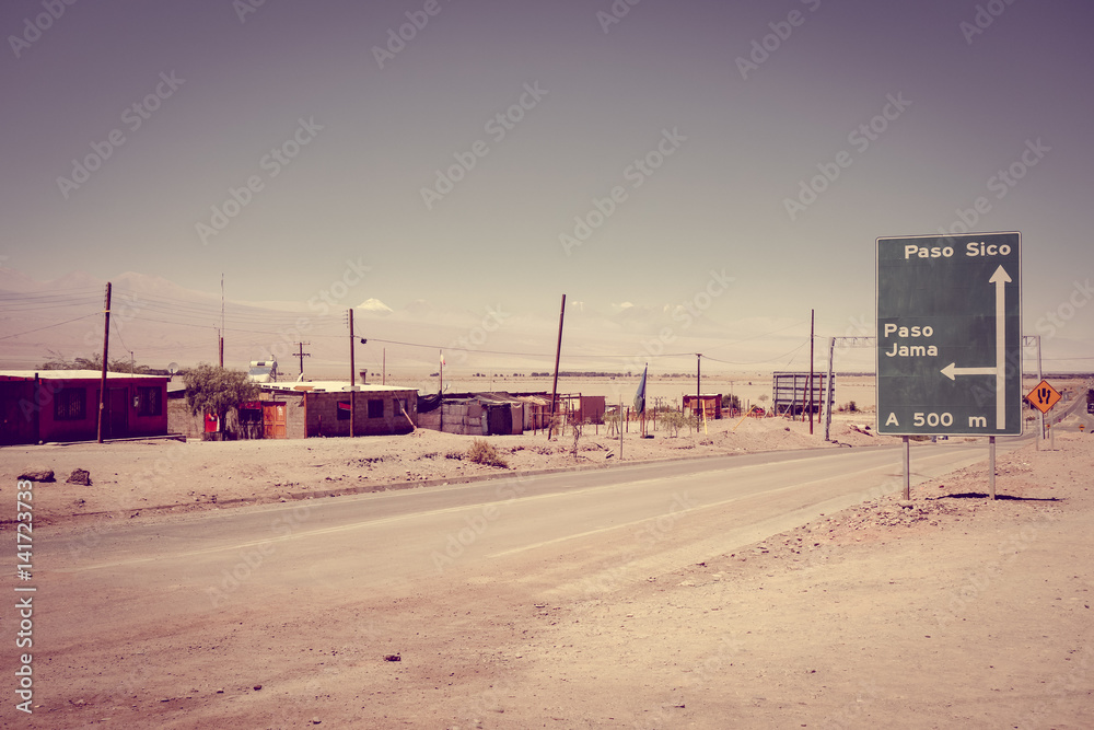 Obraz premium Road in San Pedro de Atacama, Chile