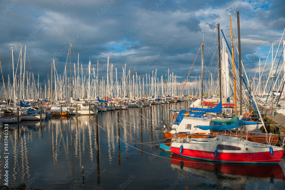 Fototapeta premium Yachthafen in Heiligenhafen