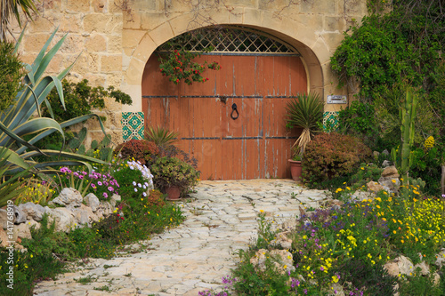 Facade door malta