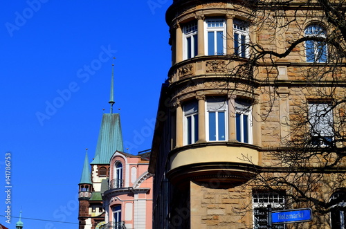 Martinstor hinter Altbauten photo