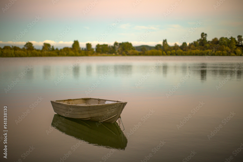 Beautiful lake in South Island, New Zealand
Beautiful lake in South Island, New Zealand