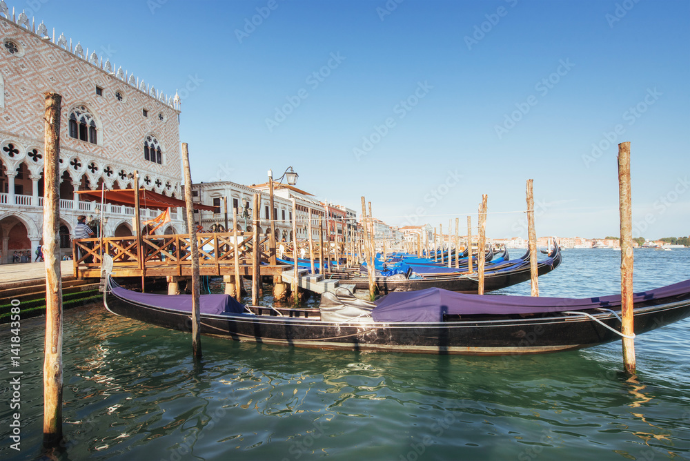 Fototapeta premium Gondolas on Grand canal in Venice, San Giorgio Maggiore church. San Marco.