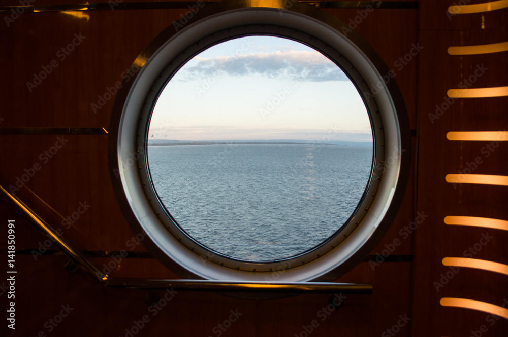 Naklejka premium Bull’s Eye on a Ferry in Newfoundland, Canada