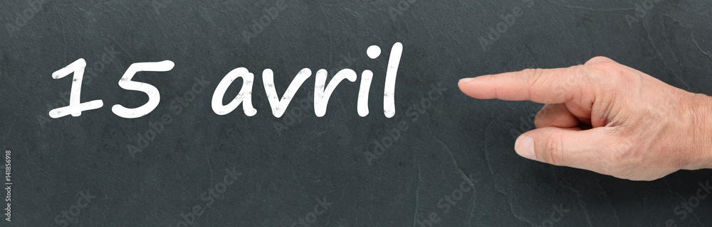 15 avril à la craie et montrer du doigt sur ardoise 15 avril à la craie et montrer du doigt sur ardoise