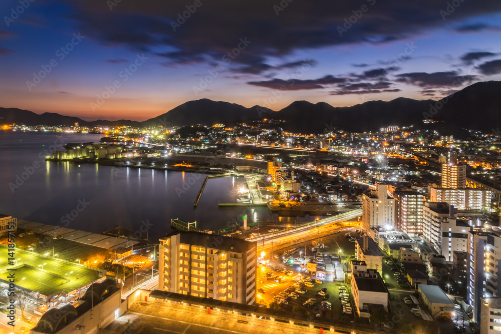 Fototapeta premium 夜明け前の小倉