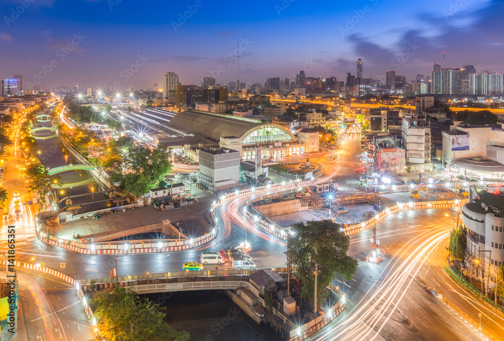 Fototapeta premium Bangkok Railway Station or Hua Lamphong Station is the main railway station in Thailand.