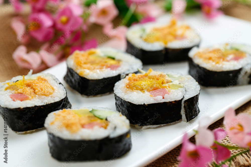 Laver rice sushi Laver rice sushi