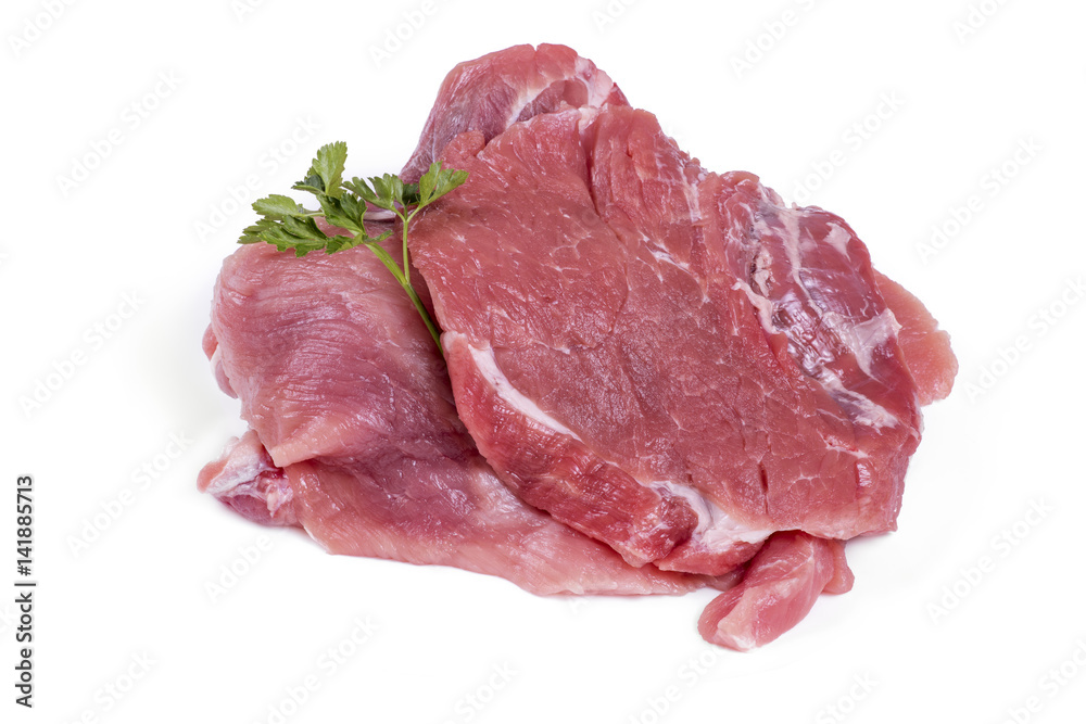 Escalopes de viande crues sur fond blanc Escalopes de viande crues sur fond blanc