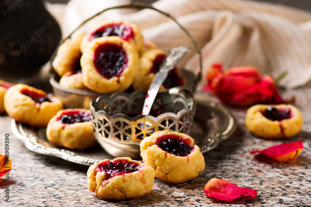 cookies with blackcurrant jam..style rustic