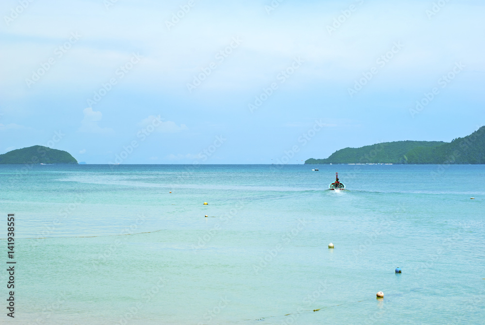 Obraz premium Tropical sea, Phuket, Thailand